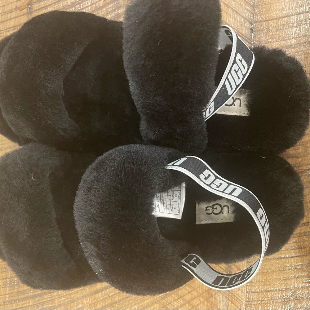NEW Ugg Womens Sz 6 oh yeah double strap flat sandals